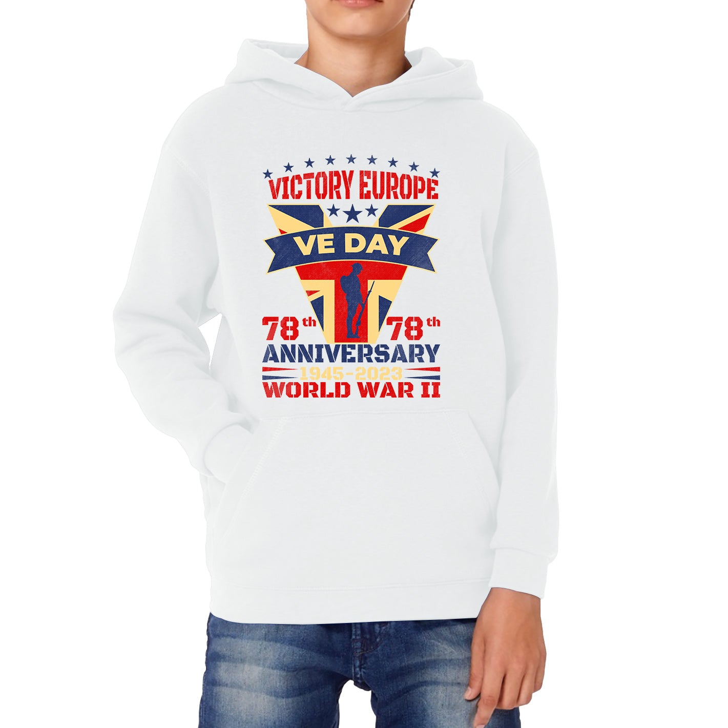 VE Day Victory In Europe Day Lest We Forget 1945-2023 World War II 78th Anniversary Remembrance Day British UK Veterans Kids Hoodie