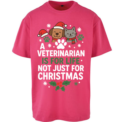 Veterinarian Christmas Oversized T Shirt