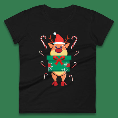 reindeer holding gift christmas womens t shirt
