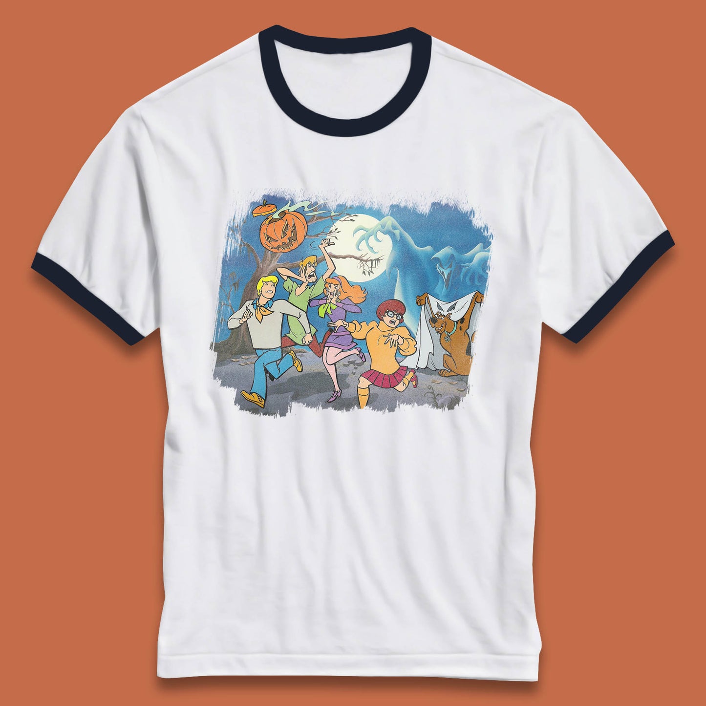 Scooby Doo & Gang Halloween Horror Scary Ghost Haunted Scary Night Ringer T Shirt