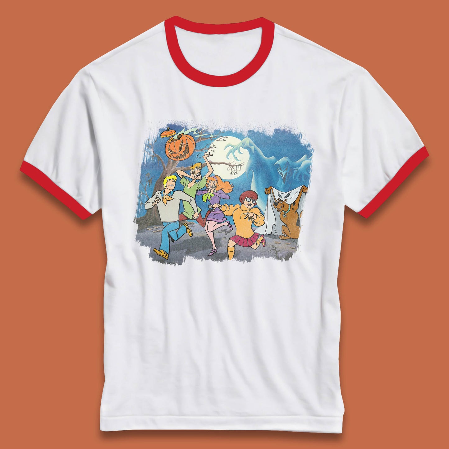 Scooby Doo & Gang Halloween Horror Scary Ghost Haunted Scary Night Ringer T Shirt