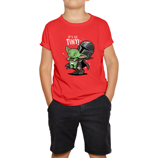 It's So Tiny! The Mandalorian Holding Grogu Yoda's species Star Wars Mando And Baby Yoda Star Wars Day 46th Anniversary Kids T Shirt